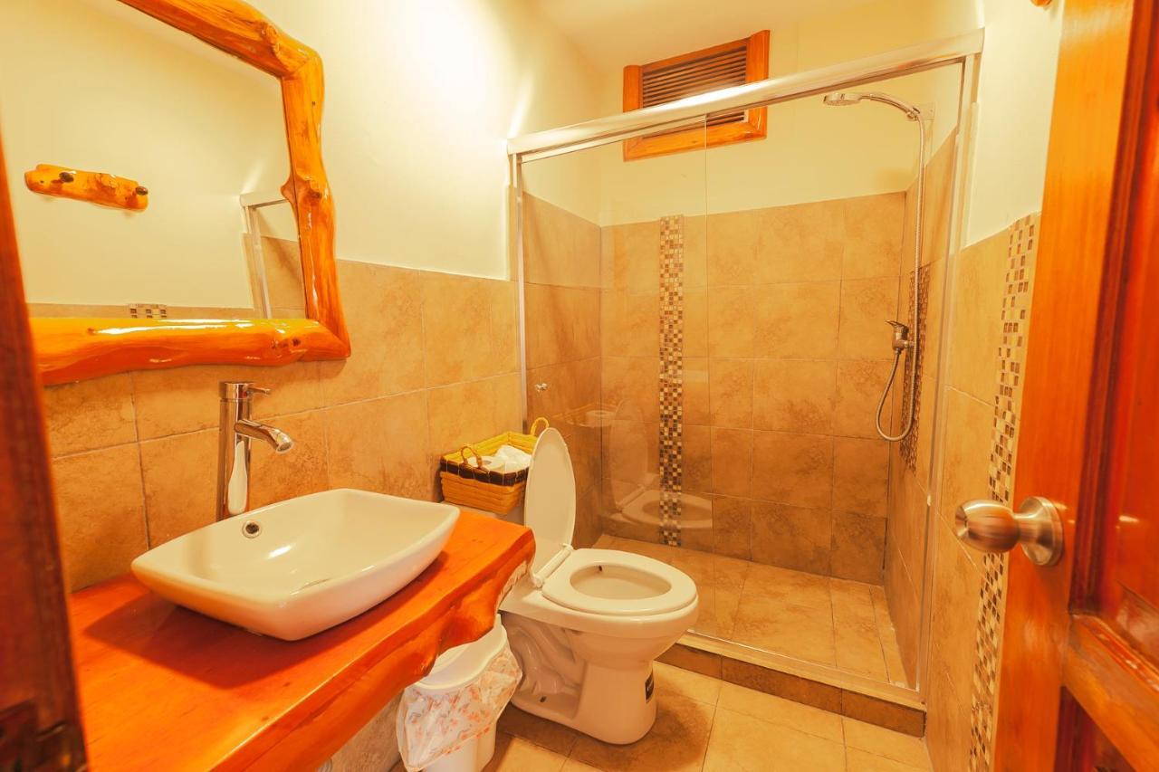 Los Ponchos Inn Apartasuite Otavalo Exterior photo
