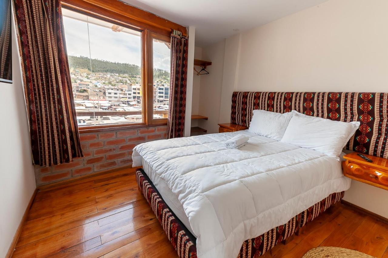 Los Ponchos Inn Apartasuite Otavalo Exterior photo